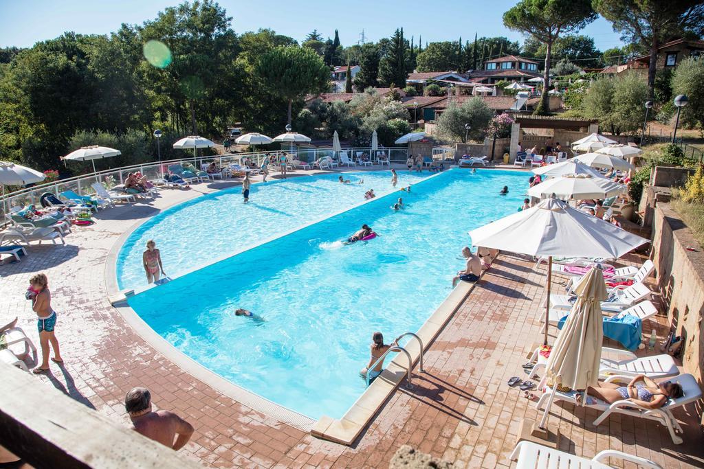 Il Borgo Centro Vacanze Guardistallo Exteriör bild
